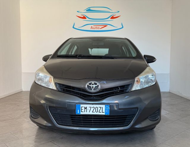 Toyota Yaris 1.0 5P Lounge usato a LAINATE