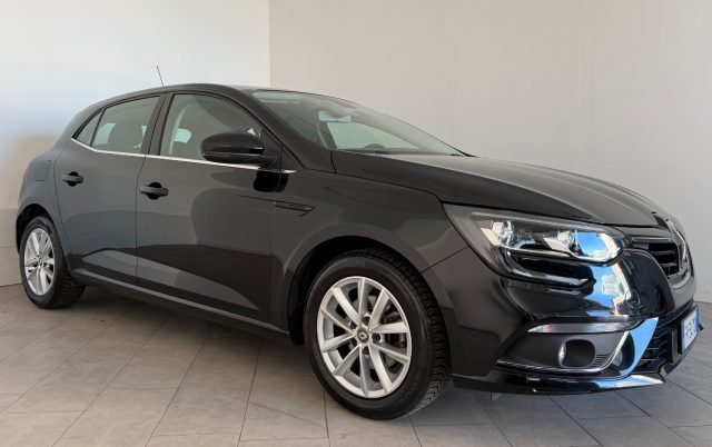 Renault Megane Mégane Sporter TCe 115 CV FAP Business - foto 3 di 4