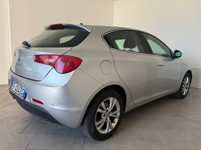 Alfa Romeo Giulietta 1.4 Turbo 120 CV Distinctive - foto 4 di 4