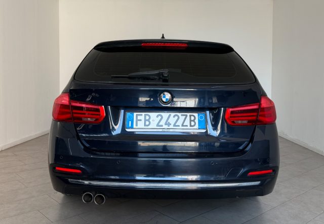 BMW 320 d xDrive Touring Luxury - foto 4 di 4