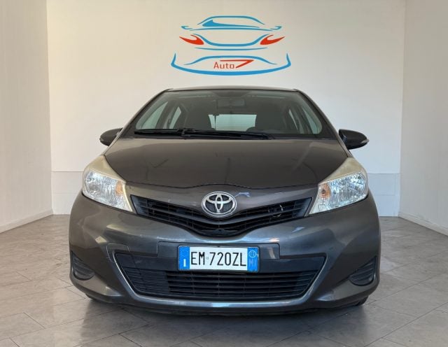 Toyota Yaris 1.0 5P Lounge usato a LAINATE