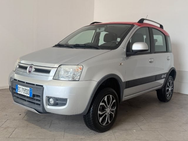 Fiat Panda 1.2 4x4 Climbing - foto 4 di 4