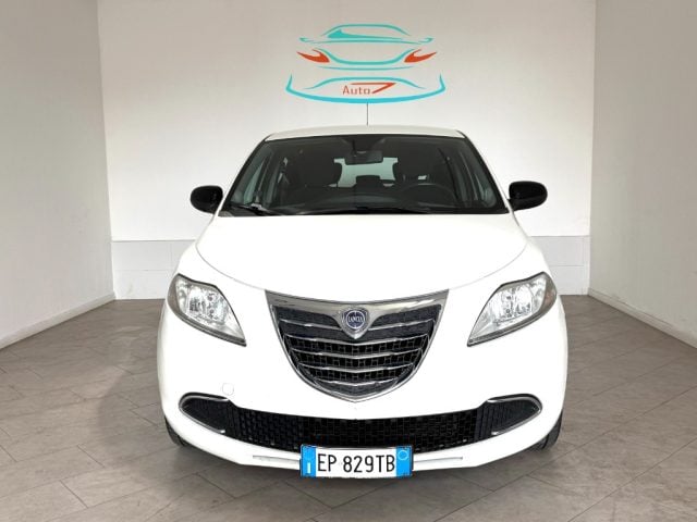 Lancia Ypsilon 1.2 69 CV 5 porte GPL Ecochic Gold, del 2013, 144.402 km, in vendita a Lainate (MI)