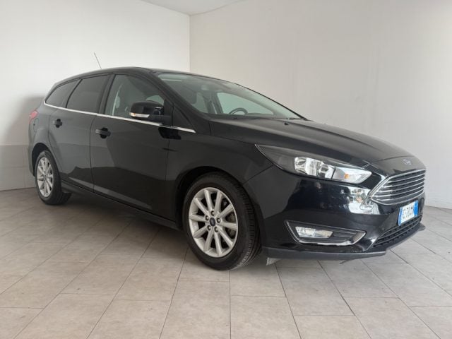 Ford Focus 1.5 TDCi 120 CV Start&Stop SW Titanium X - foto 3 di 4