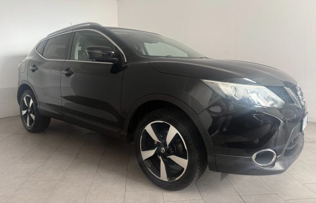 Nissan Qashqai 1.2 DIG-T Visia - foto 2 di 4
