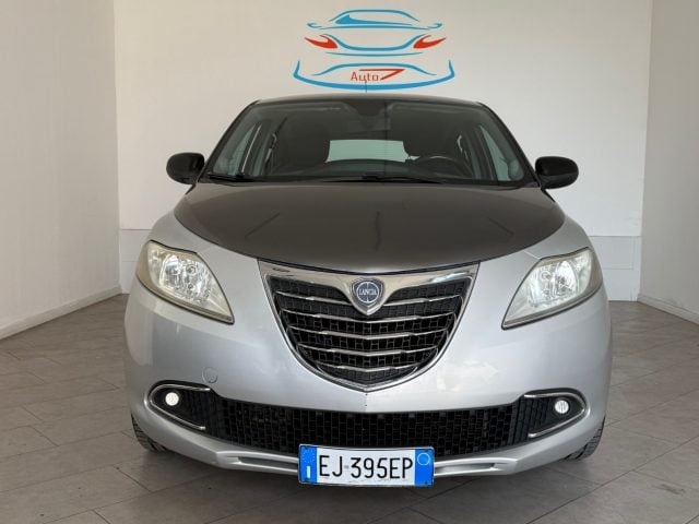 Lancia Ypsilon 0.9 TwinAir 85 CV 5 porte S&S Silver, del 2011, 177.000 km, in vendita a Lainate (MI)