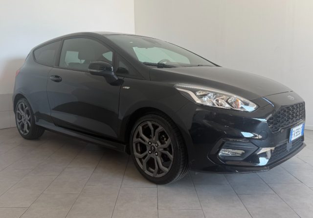 Ford Fiesta 1.1 85 CV 3 porte ST-Line - foto 2 di 4