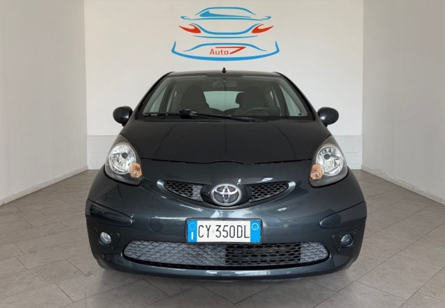 Toyota Aygo 1.0 12V VVT-i 3 porte Sol, del 2005, 98.026 km, in vendita a Lainate (MI)