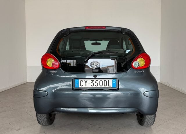 Toyota Aygo 1.0 12V VVT-i 3 porte Sol - foto 4 di 4