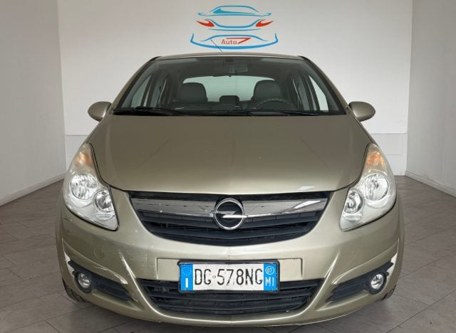 Opel Corsa 1.2 5 porte Easytronic Cosmo, del 2007, 32.356 km, in vendita a Lainate (MI)