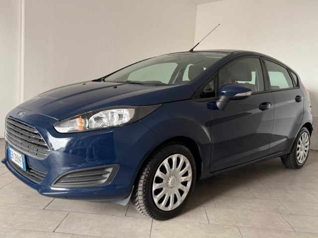 Ford Fiesta 1.2 60CV 5 porte Titanium - foto 3 di 4