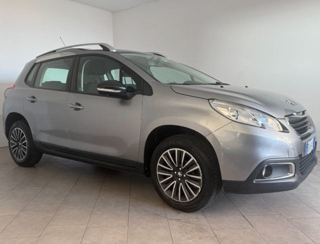 Peugeot 2008 1° serie PureTech 82 Allure - foto 3 di 4