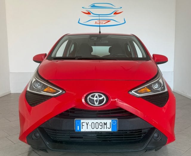 Toyota Aygo 1.0 VVT-i 72 CV 5 porte x-clusiv MMT, del 2019, 98.611 km, in vendita a Lainate (MI)