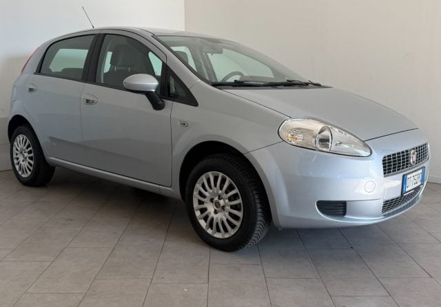 Fiat Grande Punto 1.4 5 porte Dynamic Natural Power - foto 3 di 4