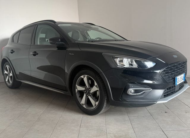 Ford Focus 1.0 EcoBoost Hybrid 125 CV 5p. Active - foto 3 di 4