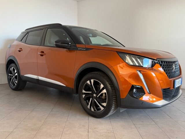 Peugeot 2008 PureTech 130 S&S GT Line - foto 3 di 4