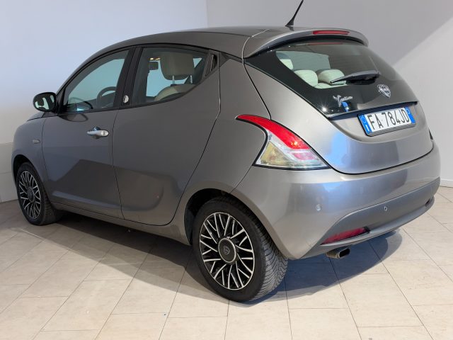 Lancia Ypsilon 1.2 69 CV 5 porte GPL Ecochic Elle - foto 4 di 4