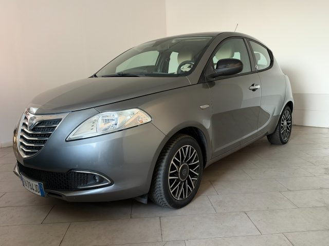 Lancia Ypsilon 1.2 69 CV 5 porte GPL Ecochic Elle - foto 3 di 4