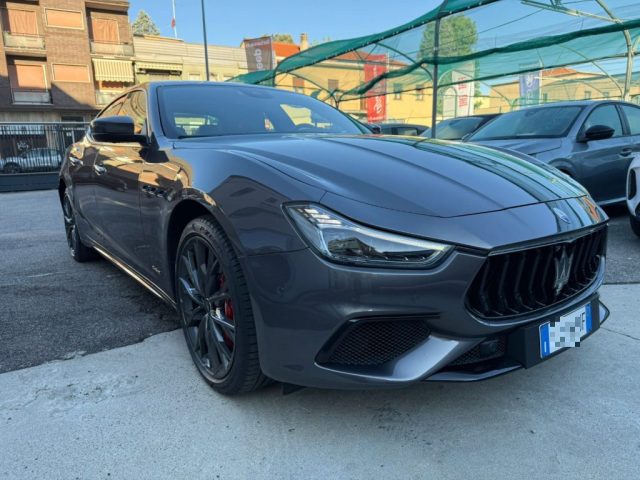 Maserati Ghibli L4 330 CV MHEV Gransport, del 2021, 25.486 km, in vendita a Limbiate (MB)