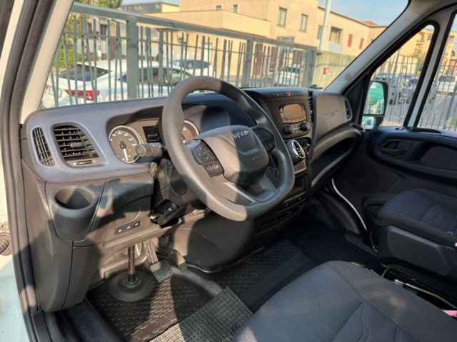 Iveco Daily 35S14HA8V 2.3 HPT Telonato Hi-Matic - foto 4 di 4