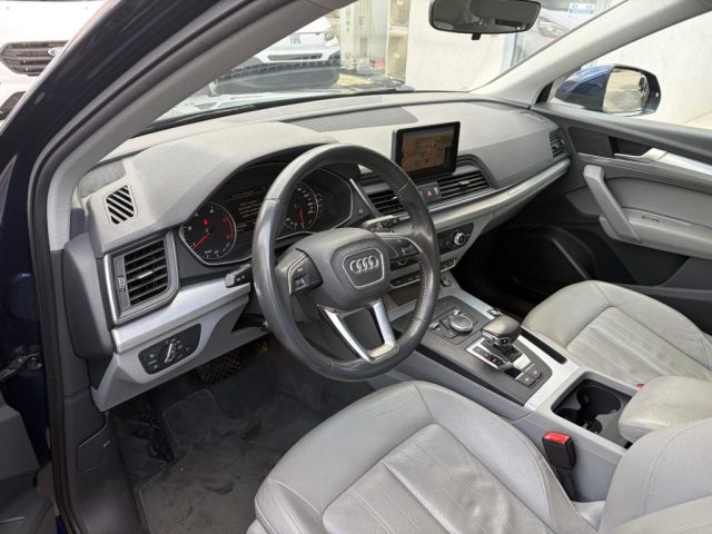 Audi Q5 40 TDI quattro S tronic Business Design - foto 3 di 4