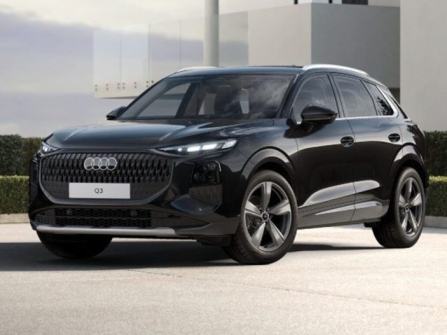 Audi Q3 TFSI 110 kW mHEV S tronic S Line edition km 0 a LIMBIATE