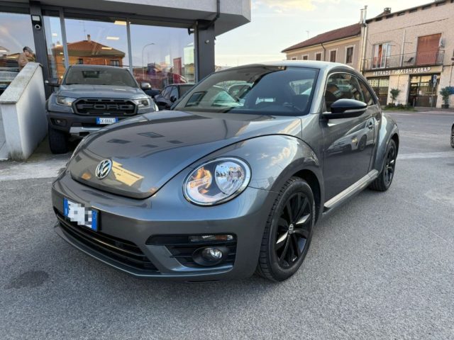 Volkswagen Maggiolino 1.2 TSI Design BlueMotion Technology usato a LIMBIATE