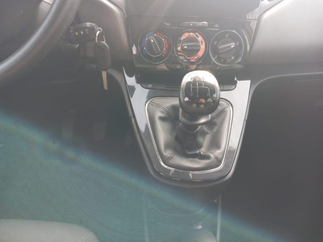 Lancia Ypsilon 1.2 69 CV 5 porte Silver usato a LIMBIATE
