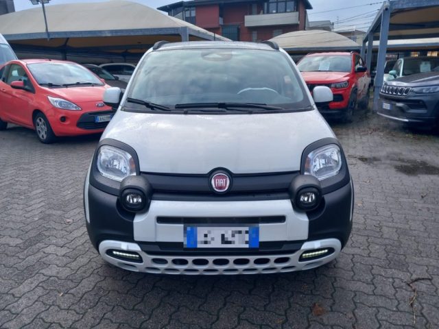 Fiat Panda 1.0 FireFly S&S Hybrid Pandina, del 2025, 8.500 km, in vendita a Limbiate (MB)