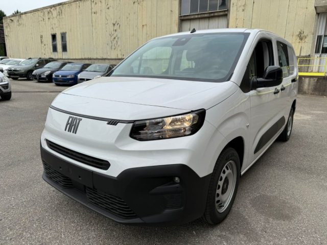 Fiat Doblo Dobl� 1.5 BlueHdi 100CV Crew Cab km 0 a LIMBIATE