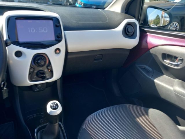 Peugeot 108 PureTech 82 5 porte Active TOP! usato a LIMBIATE