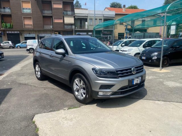 Volkswagen Tiguan 2.0 TDI SCR DSG 4MOTION Executive BMT, del 2017, 130.000 km, in vendita a Limbiate (MB)