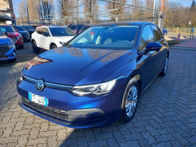 Volkswagen Golf 1.0 TSI EVO Life usato a LIMBIATE