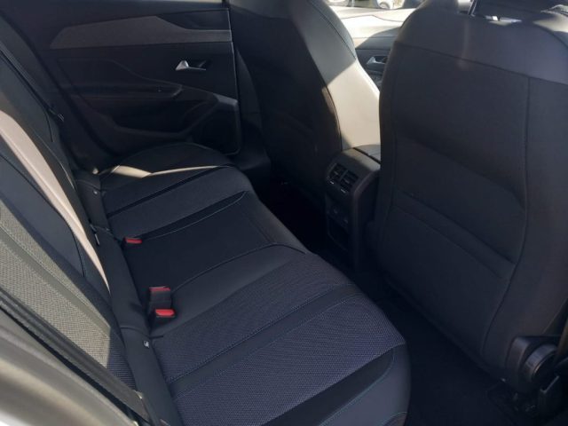 Peugeot 308 BlueHDi 130 S&S EAT8 Allure+P. VISION 360�+DR. ASS km 0 a LIMBIATE