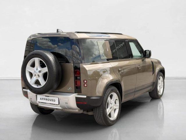 Land Rover Defender 110 3.0D I6 200 CV AWD Auto S N1 - foto 2 di 4