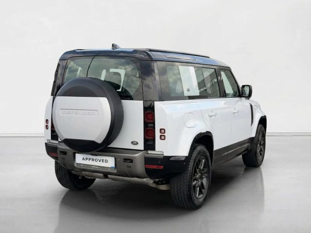Land Rover Defender 110 3.0D I6 250 CV AWD Auto X-Dynamic SE - foto 2 di 4