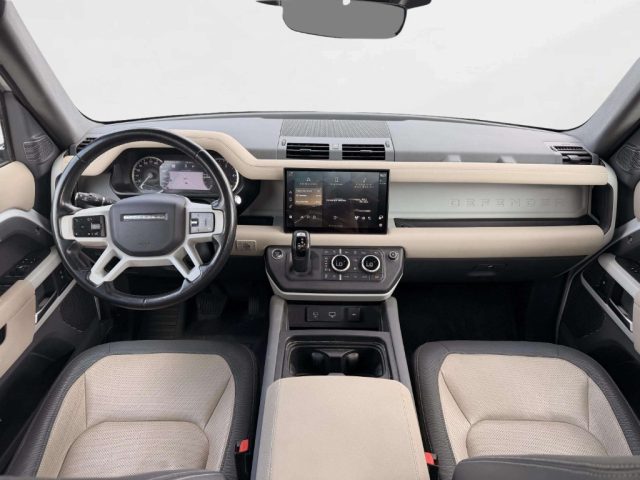 Land Rover Defender 110 3.0D I6 250 CV AWD Auto X-Dynamic SE - foto 4 di 4