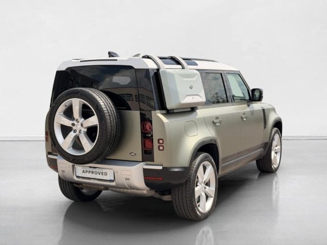 Land Rover Defender 110 2.0 SD4 240CV AWD Auto First Edition - foto 2 di 4