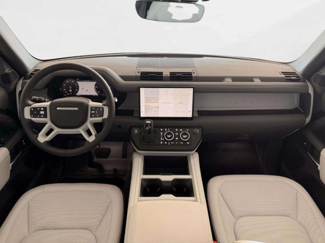 Land Rover Defender 110 3.0D I6 200 CV AWD Auto S - foto 4 di 16