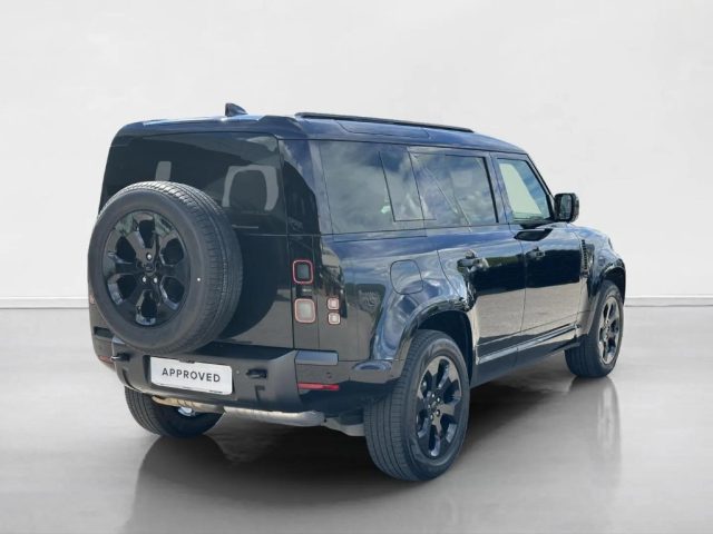 Land Rover Defender 110 3.0D I6 200 CV AWD Auto X-Dynamic SE - foto 2 di 18