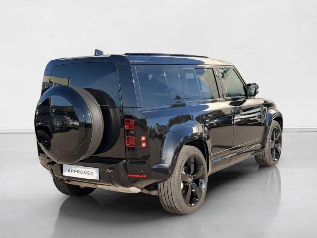 Land Rover Defender 110 3.0D I6 200 CV AWD Auto X-Dynamic SE - foto 2 di 4