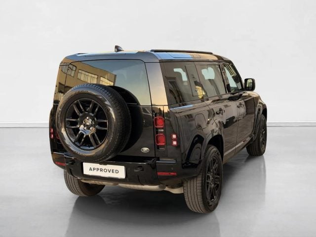 Land Rover Defender 110 3.0D I6 250 CV AWD Auto X-Dynamic S - foto 2 di 4