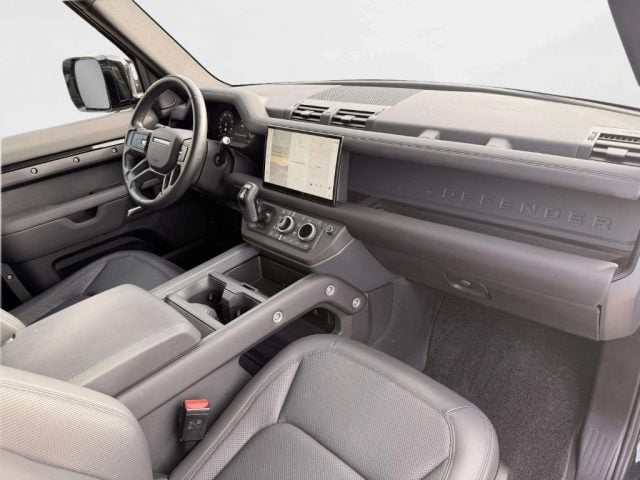 Land Rover Defender 90 3.0D I6 200 CV AWD Auto X-Dynamic SE - foto 4 di 4