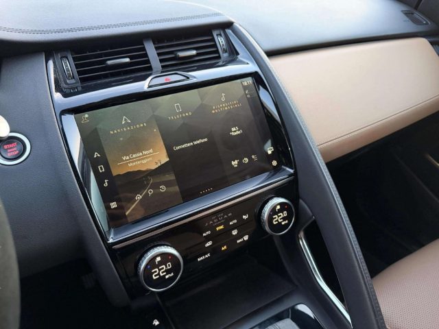 Jaguar E-Pace 2.0D I4 163 CV AWD Auto SE usato a MONTERIGGIONI