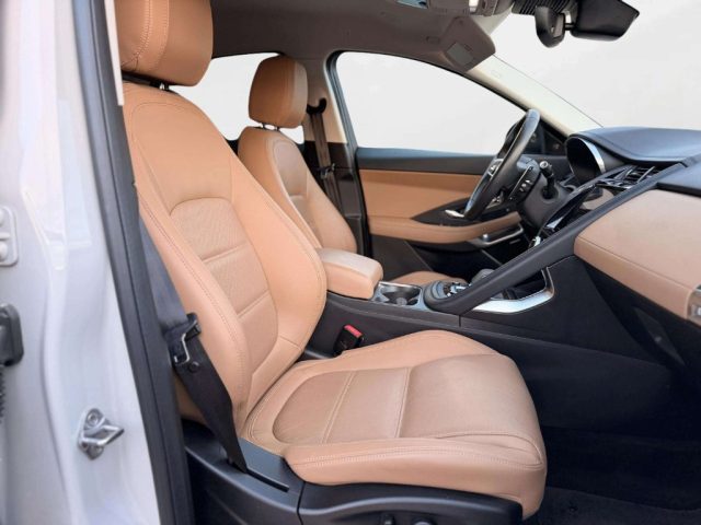 Jaguar E-Pace 2.0D I4 163 CV AWD Auto SE - foto 3 di 4