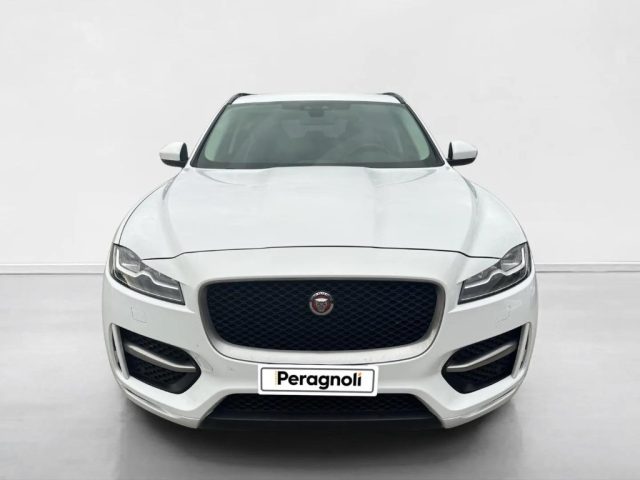 Jaguar F-Pace 2.0 D 180 CV AWD aut. R-Sport, del 2016, 159.300 km, in vendita a Monteriggioni (SI)