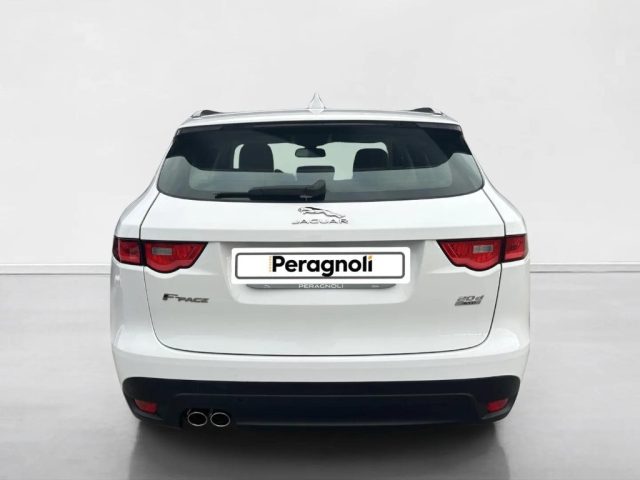 Jaguar F-Pace 2.0 D 180 CV AWD aut. R-Sport, del 2016, 159.300 km, in vendita a Monteriggioni (SI)