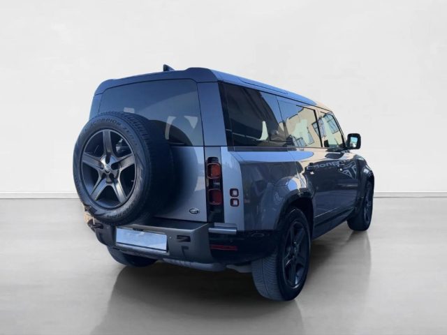 Land Rover Defender 110 3.0D I6 250 CV AWD Auto X-Dynamic S usato a MONTERIGGIONI