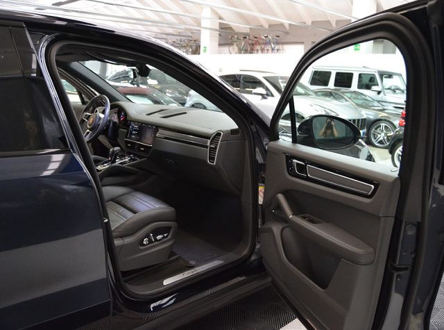 Porsche Cayenne 3.0 V6 Service Porsche - Cerchi 21 - Pasm - ACC - foto 4 di 4