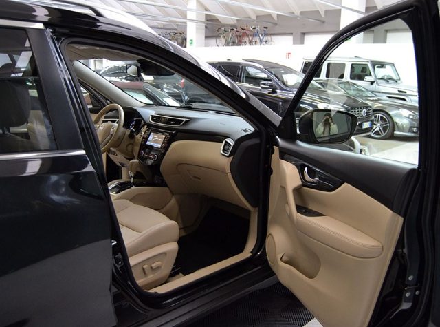 Nissan X-Trail 2.0 dCi 4WD Tekna Automatica Unico Proprietario - foto 4 di 4